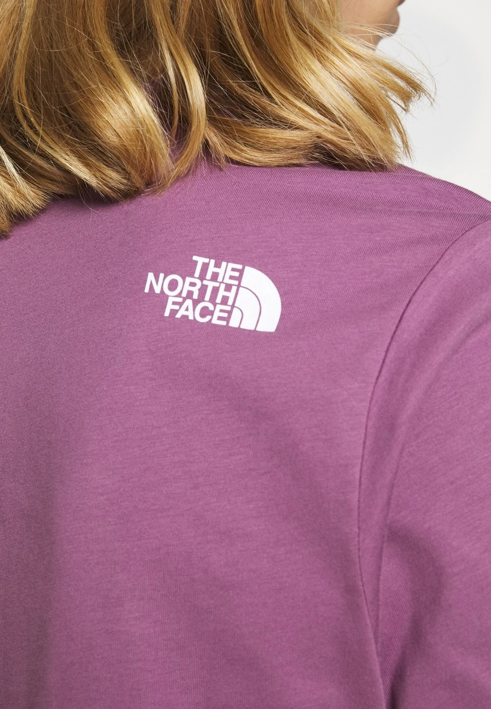 The North Face CENTRAL LOGO - T-shirt imprimé Prix Incroyables t-shirts & polos col rond male 7 The North Face CENTRAL LOGO - T-shirt imprimé Prix Incroyables t-shirts & polos col rond male – Image 5