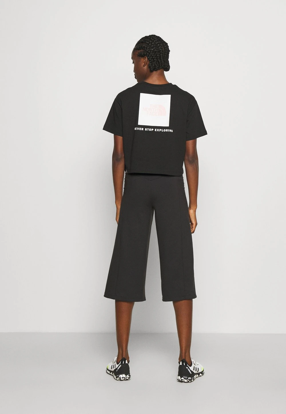 07b8d2970d1b422190479653ae02ff9d.jpg Remise En Ligne The North Face SIMPLE DOME TEE - T-shirt imprimé vêtements fitness female -THE NORTH FACE Shop 07b8d2970d1b422190479653ae02ff9d