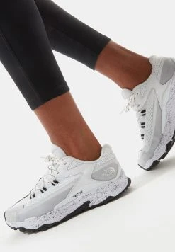 Promos The North Face TARAVAL - Chaussures de marche randonn&eacute;e female