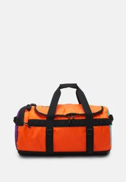 The North Face BASE CAMP DUFFEL M UNISEX - Sac de voyage En promotion sacs de voyage et valises sangle de compression 14 The North Face BASE CAMP DUFFEL M UNISEX - Sac de voyage En promotion sacs de voyage et valises sangle de compression -THE NORTH FACE Shop 150f8e111f2a4c01a119dfd5d2ccbcc6