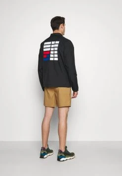 Bon Rapport Coût-Efficacité The North Face COACHES JACKET - Veste coupe-vent vêtements randonn&eacute;e male -THE NORTH FACE Shop 1a7f70e212f44da0a0a740b55c358144