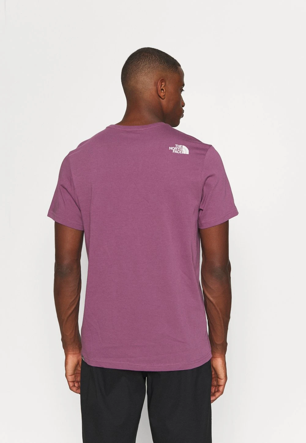 23912263d5174521b1dfa60ebf99509b.jpg Vendre The North Face MOUNTAIN LINE TEE - T-shirt imprimé vêtements randonnée urbaine male -THE NORTH FACE Shop 23912263d5174521b1dfa60ebf99509b