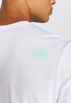 The North Face Faible Prix EASY TEE - T-shirt imprimé vêtements randonnée urbaine homme 8 The North Face Faible Prix EASY TEE - T-shirt imprimé vêtements randonnée urbaine homme -THE NORTH FACE Shop 30bf8cb0ecba49c3aca821c9e9a73d55