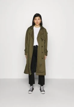 The North Face FINE TEE - T-shirt imprimé Prix Usine t-shirts et tops col rond female -THE NORTH FACE Shop 3106e20a52a645aaaf1e9323b1929dca