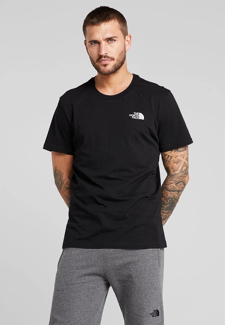 373d4ff7fbce469e91cdfaaabba01a2d.jpg The North Face SIMPLE DOME TEE - T-shirt basique Qualité garantie 100% vêtements randonnée urbaine homme -THE NORTH FACE Shop 373d4ff7fbce469e91cdfaaabba01a2d