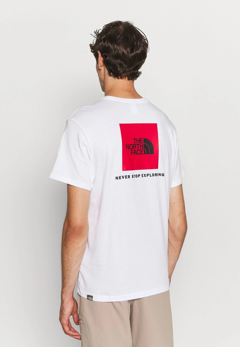 The North Face REDBOX TEE - T-shirt imprimé Prix Légers vêtements randonnée urbaine homme 7 The North Face REDBOX TEE - T-shirt imprimé Prix Légers vêtements randonnée urbaine homme – Image 5