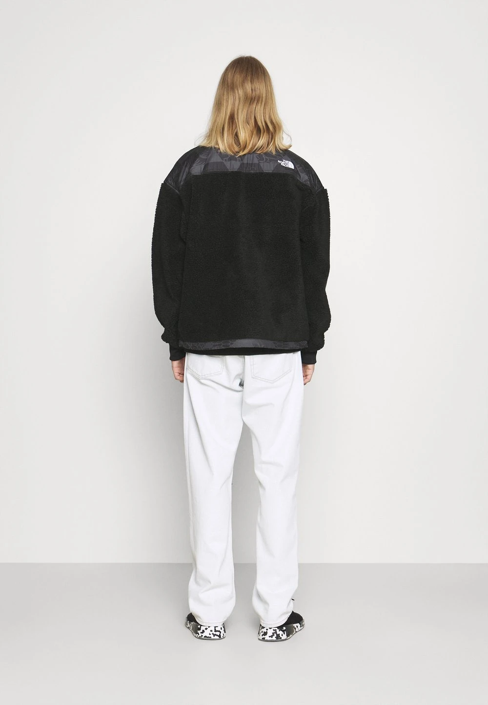 The North Face Réduction Sweat polaire sweats & hoodies col camionneur homme 5 The North Face Réduction Sweat polaire sweats & hoodies col camionneur homme – Image 3