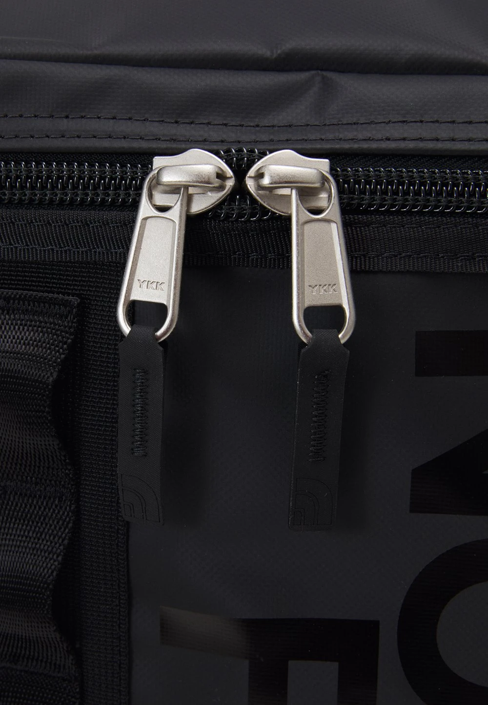 3e90f41c0d974ff48e2761a37051e14c.jpg The North Face BASE CAMP FUSE BOX UNISEX - Sac à dos Se Vend Bas Prix sacs poche pour pc portable 15 pouces -THE NORTH FACE Shop 3e90f41c0d974ff48e2761a37051e14c