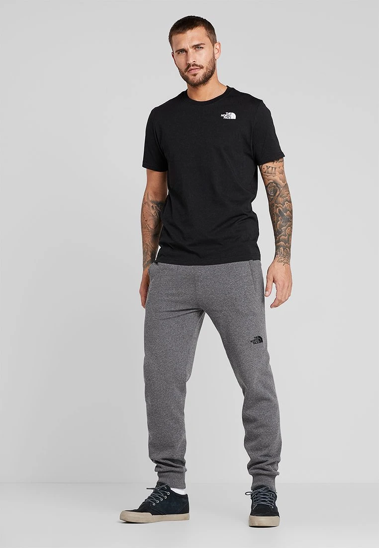 Prix Jamais Vus The North Face REDBOX TEE - T-shirt imprimé vêtements randonnée male 3 Prix Jamais Vus The North Face REDBOX TEE - T-shirt imprimé vêtements randonnée male – Image 2