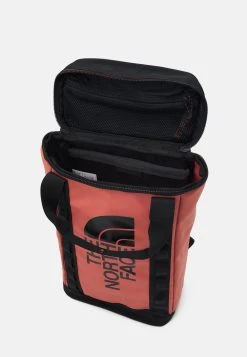 The North Face Prix Accessible EXPLORE FUSEBOX UNISEX - Sac à dos sacs poche pour pc portable 15 pouces 4 The North Face Prix Accessible EXPLORE FUSEBOX UNISEX - Sac à dos sacs poche pour pc portable 15 pouces -THE NORTH FACE Shop 485e048592f0496195e1725a64d9972a