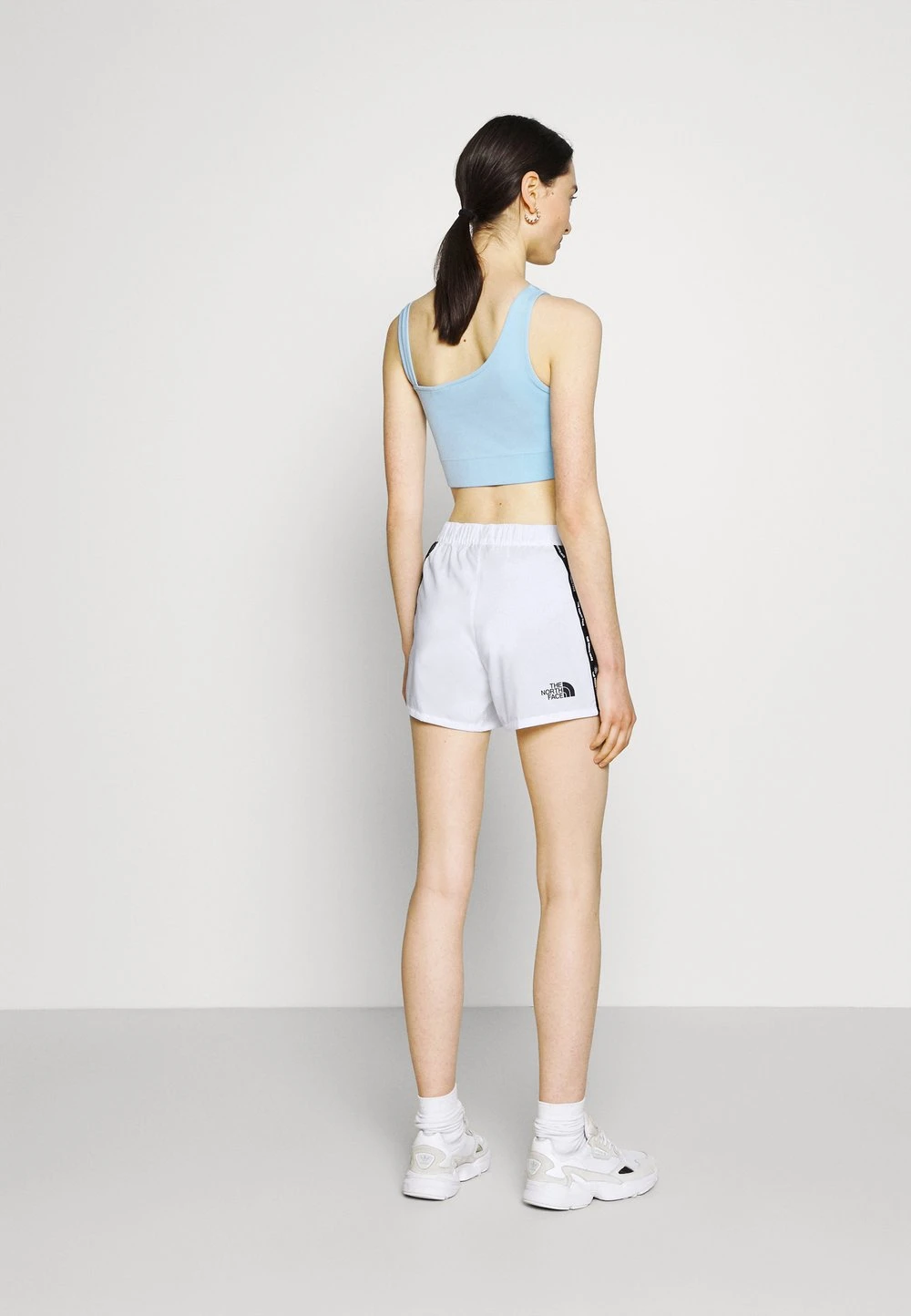 The North Face Short Prix Sympa shorts normale femme 5 The North Face Short Prix Sympa shorts normale femme – Image 3