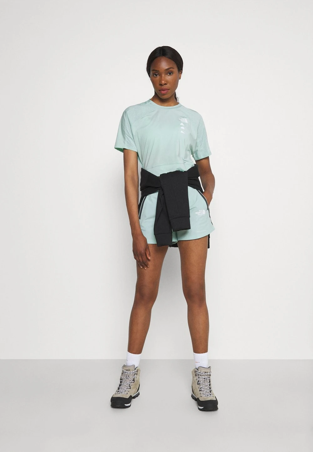 The North Face GLACIER SHORT - Short de sport Prix Cassé sacs élastiquée female 3 The North Face GLACIER SHORT - Short de sport Prix Cassé sacs élastiquée female – Image 2