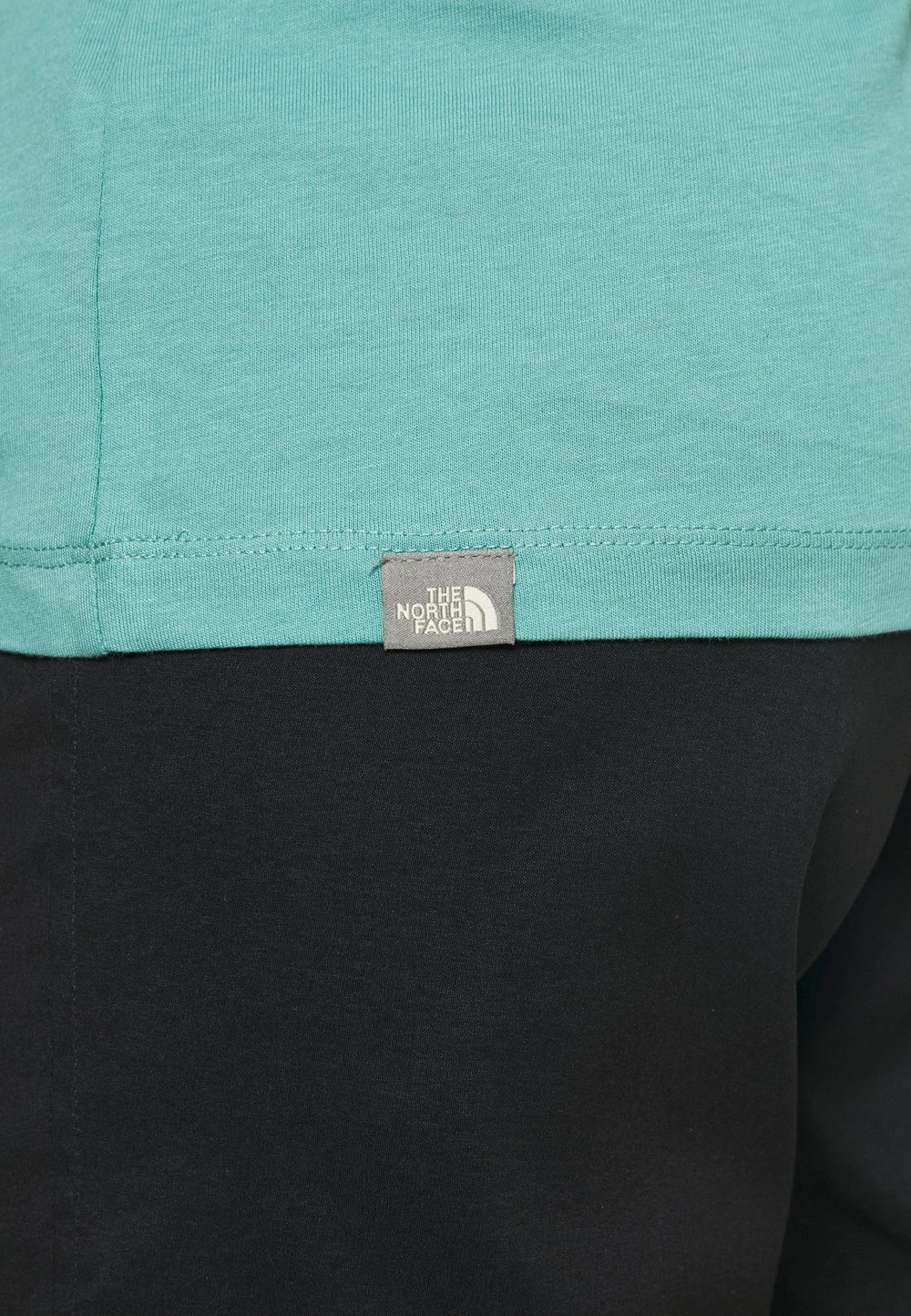 565c8b0535964d3f99183ec96f3d58ca.jpg The North Face qualité absolue SUMMER BOYFRIEND TEE - T-shirt imprimé vêtements randonnée urbaine female -THE NORTH FACE Shop 565c8b0535964d3f99183ec96f3d58ca