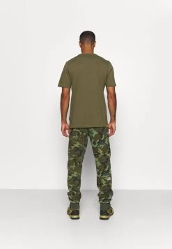 The North Face Vendre-Réclame MEDIUM - Pantalon de survêtement vêtements élastiquée male 4 The North Face Vendre-Réclame MEDIUM - Pantalon de survêtement vêtements élastiquée male -THE NORTH FACE Shop 5d2eab24637c46d8a1e9a4cd84feb84e