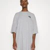 The North Face Prix Raisonnable TEE DRESS - Robe en jersey robes col rond female -THE NORTH FACE Shop 5da7bfcf9b9c465abb4f5a7b154ac825