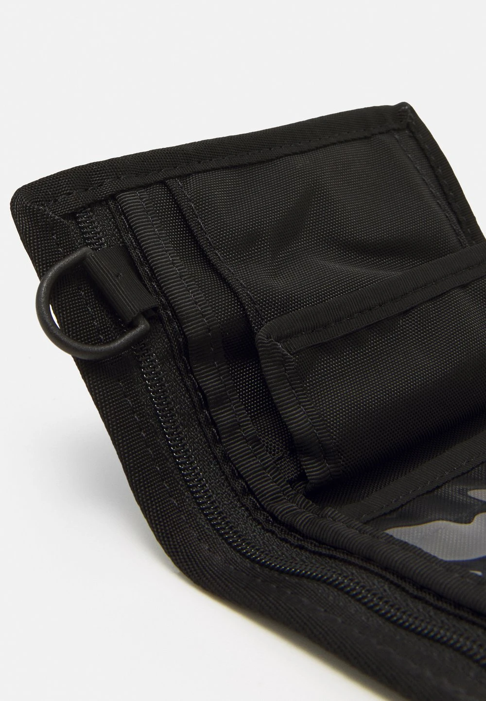 627834a02e204293b66f29ef0fb0874e.jpg The North Face Prix Distinctifs BASE CAMP WALLET UNISEX - Portefeuille petite maroquinerie compartiment à monnaie -THE NORTH FACE Shop 627834a02e204293b66f29ef0fb0874e