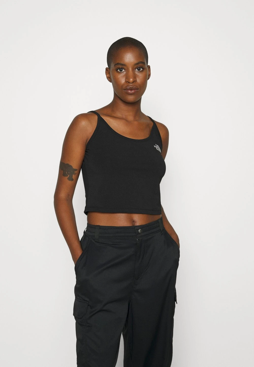The North Face CROP TANK - Débardeur Prix Raisonnable t-shirts et tops col rond femme 3 The North Face CROP TANK - Débardeur Prix Raisonnable t-shirts et tops col rond femme