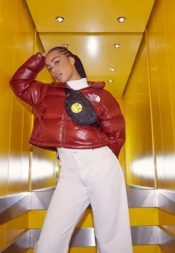 The North Face Prix Acceptable NUPTSE SHORT JACKET - Doudoune vestes & blazers col doublé female -THE NORTH FACE Shop 6aa2901d69d2447280177a32f9fa97cd