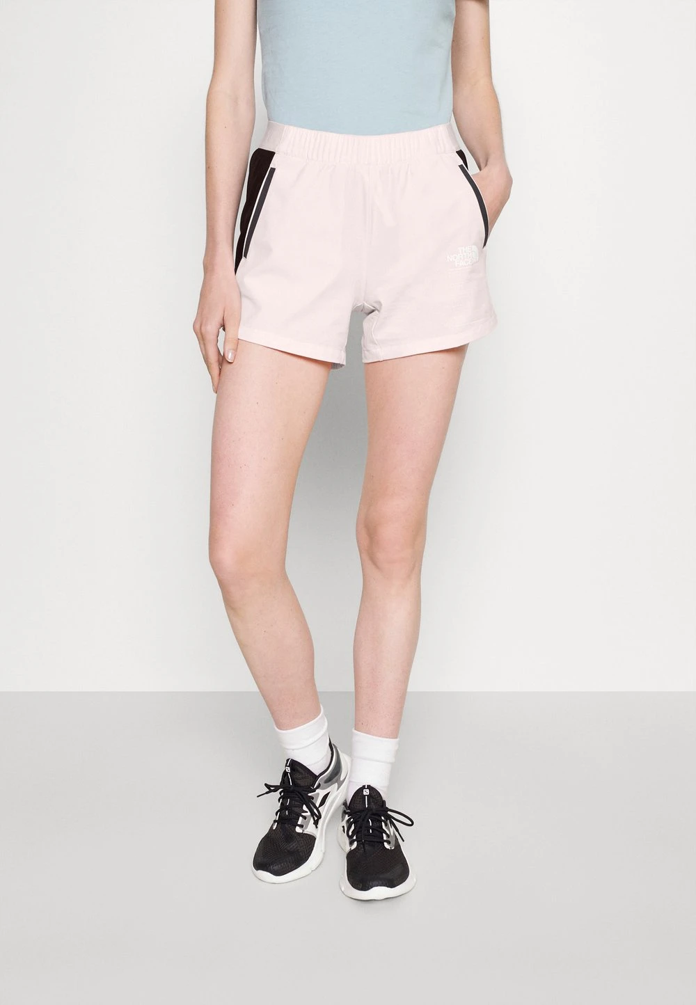 6f4633c7bc294f7db8d4de529eea5850.jpg Prix Dégriffé The North Face GLACIER SHORT - Short de sport vêtements élastiquée femme -THE NORTH FACE Shop 6f4633c7bc294f7db8d4de529eea5850