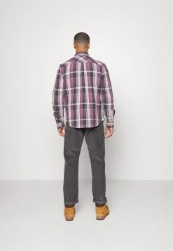 The North Face VALLEY - Chemise Soldes En Ligne vêtements randonnée homme 4 The North Face VALLEY - Chemise Soldes En Ligne vêtements randonnée homme -THE NORTH FACE Shop 718f603cb31544f9973824667bebaf67