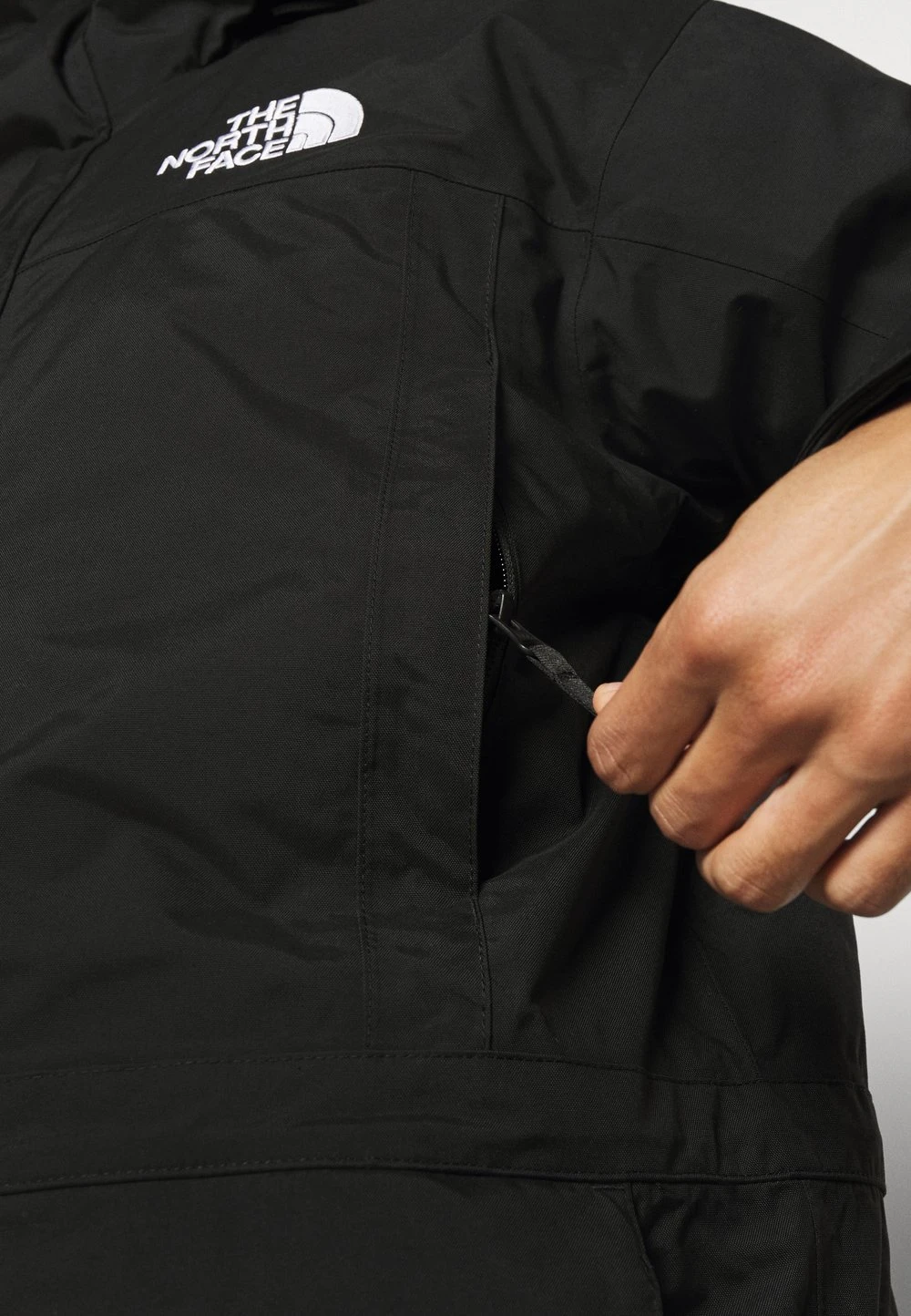 7b300f1a95b7463b8bad52fc77110e1a.jpg The North Face Prix Accessible RECYCLED MCMURDO UTILITY - Doudoune vêtements randonnée urbaine male -THE NORTH FACE Shop 7b300f1a95b7463b8bad52fc77110e1a