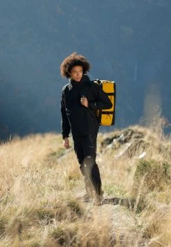 The North Face Bas Prix WATERPROOF FANORAK - Veste Hardshell vêtements randonnée male -THE NORTH FACE Shop 81a915f8702542dda113bacf00341d69