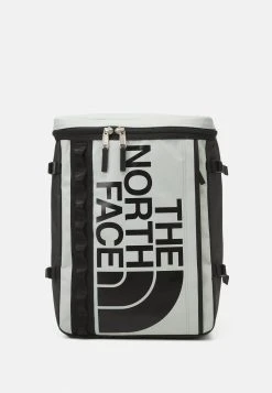 Prix Ourlé The North Face BASE CAMP FUSE BOX UNISEX - Sac à dos sacs poche pour pc portable 17 pouces 23 Prix Ourlé The North Face BASE CAMP FUSE BOX UNISEX - Sac à dos sacs poche pour pc portable 17 pouces -THE NORTH FACE Shop 850da381fe94423ab9356cb038ec6a14 2
