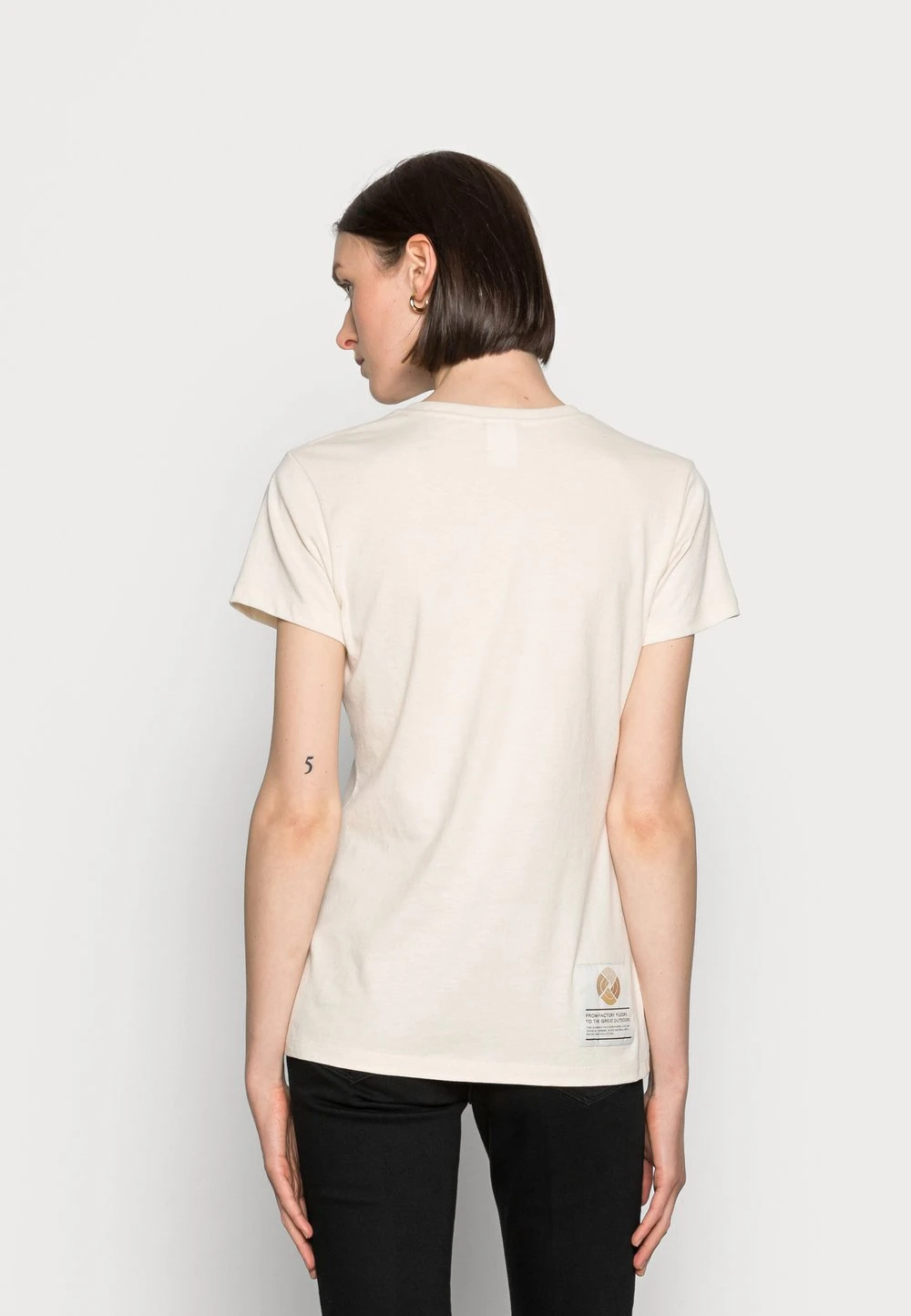 85ed0876b1ee4f9abba48177816c6319.jpg The North Face Produit de première qualité RECYCLED SCRAP PROGRAM TEE - T-shirt basique t-shirts et tops col rond femme -THE NORTH FACE Shop 85ed0876b1ee4f9abba48177816c6319