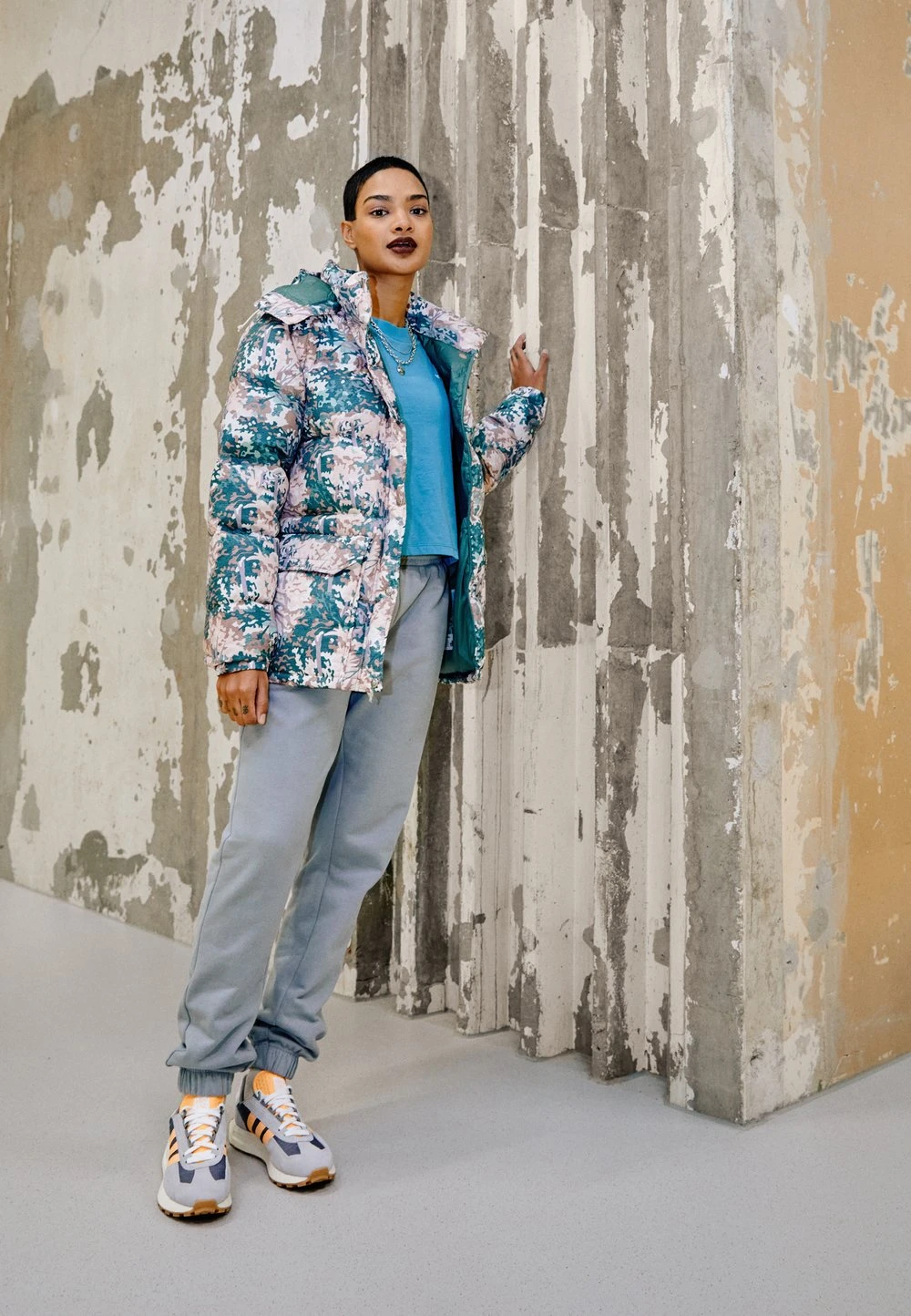 8684f3d841194bddb2bdeedea32b5f55.jpg The North Face Prix Sacrifiés CROP TEE - T-shirt à manches longues t-shirts et tops col rond femme -THE NORTH FACE Shop 8684f3d841194bddb2bdeedea32b5f55