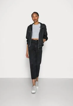 The North Face CROP TEE - T-shirt imprimé Assurance De l’Authenticité t-shirts et tops col rond femme -THE NORTH FACE Shop 88aa34326e6849828b16f82ba9d12676