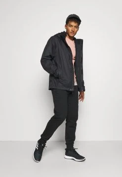 Promos The North Face Magasin -THE NORTH FACE Shop 8a37d51f893c4fd68c95056738e2b048