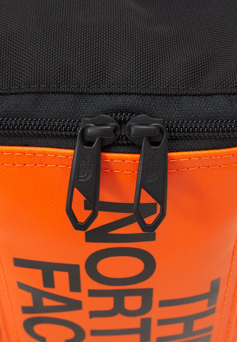 Prix Préférentiel The North Face BASE CAMP POUCH UNISEX - Sac bandoulière sacs compartiment pour téléphone portable 6 Prix Préférentiel The North Face BASE CAMP POUCH UNISEX - Sac bandoulière sacs compartiment pour téléphone portable – Image 4