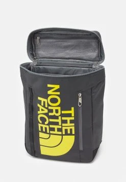 The North Face Prix Incroyables BASE CAMP FUSE BOX UNISEX - Sac à dos sacs poche pour pc portable 15 pouces 4 The North Face Prix Incroyables BASE CAMP FUSE BOX UNISEX - Sac à dos sacs poche pour pc portable 15 pouces -THE NORTH FACE Shop ac797d5b540a4e72b4117eae9395d396
