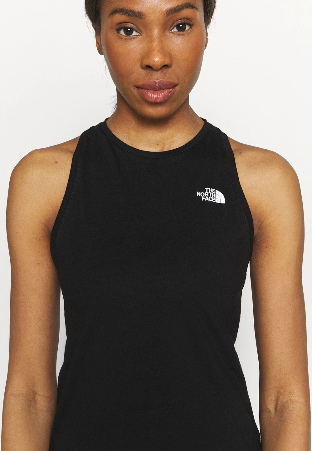 af0d25bb7a874bfaa03ac245efaeab1e.jpg The North Face En promotion LEFT CHEST LOGO TANK - Débardeur vêtements randonnée femme -THE NORTH FACE Shop af0d25bb7a874bfaa03ac245efaeab1e