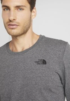 Réduction The North Face SIMPLE DOME TEE - T-shirt à manches longues vêtements randonn&eacute;e male -THE NORTH FACE Shop b9a319e35f054e82a18b2d87cc83831b