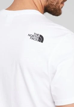 The North Face SIMPLE DOME TEE - T-shirt basique Réduction vêtements randonnée urbaine male 7 The North Face SIMPLE DOME TEE - T-shirt basique Réduction vêtements randonnée urbaine male -THE NORTH FACE Shop bd6b47660f77416fa896e56c93e871f7