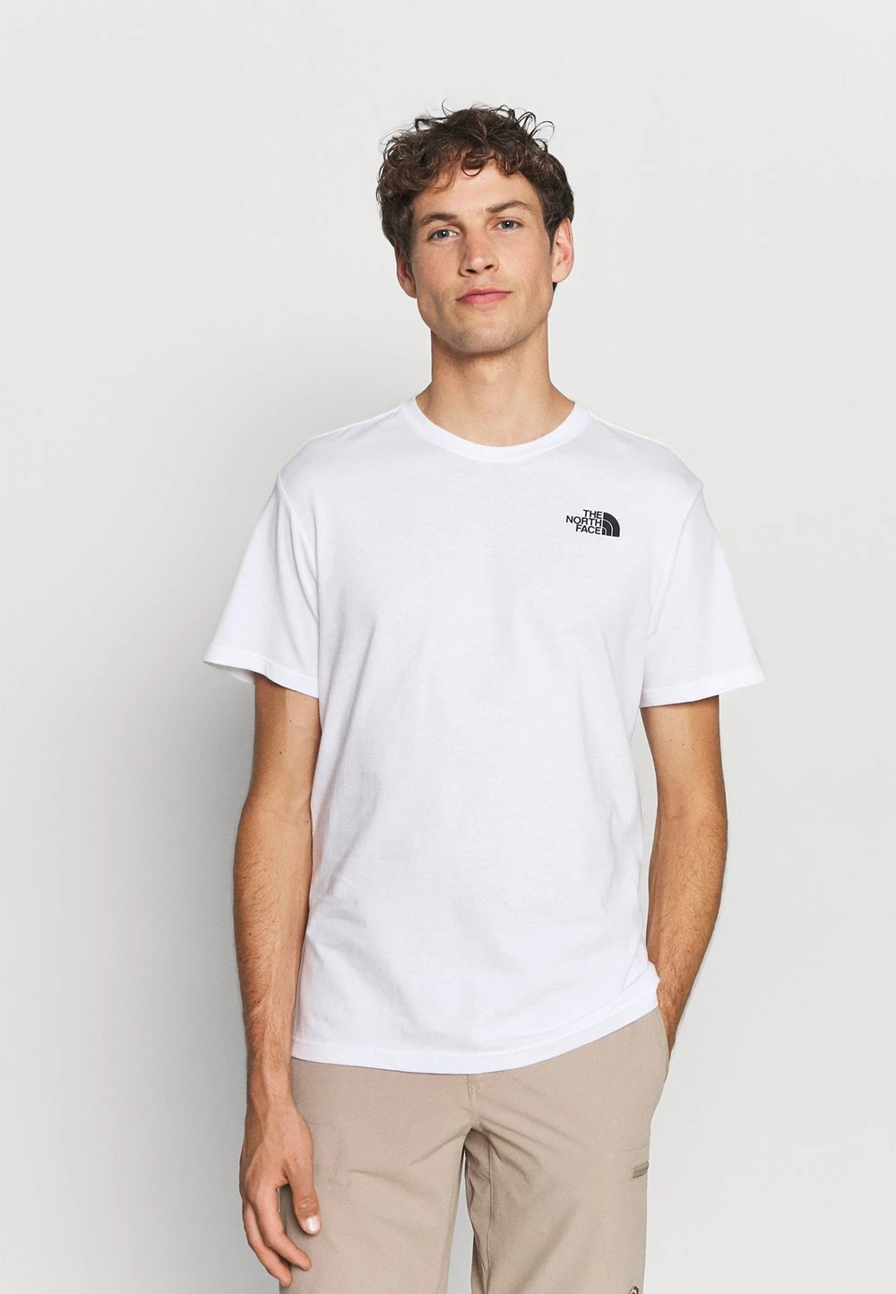 The North Face REDBOX TEE - T-shirt imprimé Prix Légers vêtements randonnée urbaine homme 5 The North Face REDBOX TEE - T-shirt imprimé Prix Légers vêtements randonnée urbaine homme – Image 3