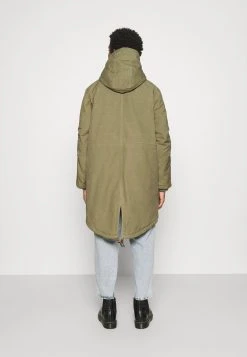 The North Face Prix Réduit FISHTAIL - Parka manteaux capuche male 10 The North Face Prix Réduit FISHTAIL - Parka manteaux capuche male -THE NORTH FACE Shop c04bec57753543a9a0ee6652b90e3482