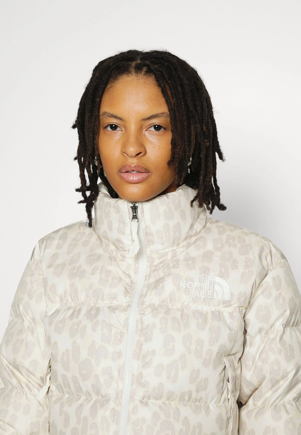 c0c9f8330fbc458c926fb1dbe07f53b5.jpg The North Face Prix Incroyables PRINTED NUPTSE SHORT JACKET - Doudoune manteaux col doublé femme -THE NORTH FACE Shop c0c9f8330fbc458c926fb1dbe07f53b5