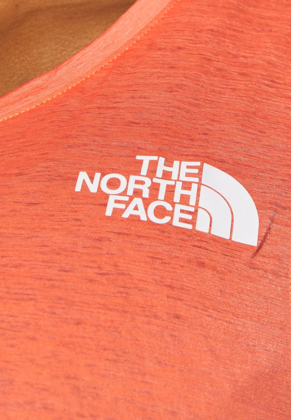 c2428c498d374b248d39b498f12c5115.jpg The North Face En Remise UP WITH THE SUN TANK - Débardeur vêtements col rond female -THE NORTH FACE Shop c2428c498d374b248d39b498f12c5115