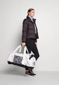 The North Face BASE CAMP DUFFEL IC - Sac de sport Prix Acceptable sacs et accessoires randonnée unisex