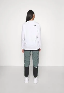 The North Face NEW ZUMU TEE - T-shirt à manches longues Prix Exclusifs t-shirts et tops col rond female 5 The North Face NEW ZUMU TEE - T-shirt à manches longues Prix Exclusifs t-shirts et tops col rond female -THE NORTH FACE Shop ccee67db0e0346f7af6d811f8a66d6fd