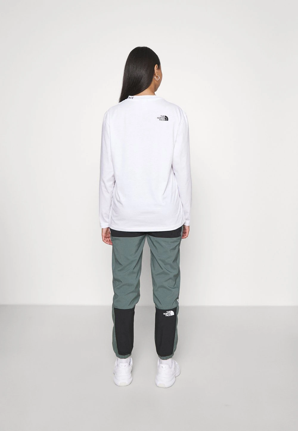 ccee67db0e0346f7af6d811f8a66d6fd.jpg The North Face NEW ZUMU TEE - T-shirt à manches longues Prix Exclusifs t-shirts et tops col rond female -THE NORTH FACE Shop ccee67db0e0346f7af6d811f8a66d6fd