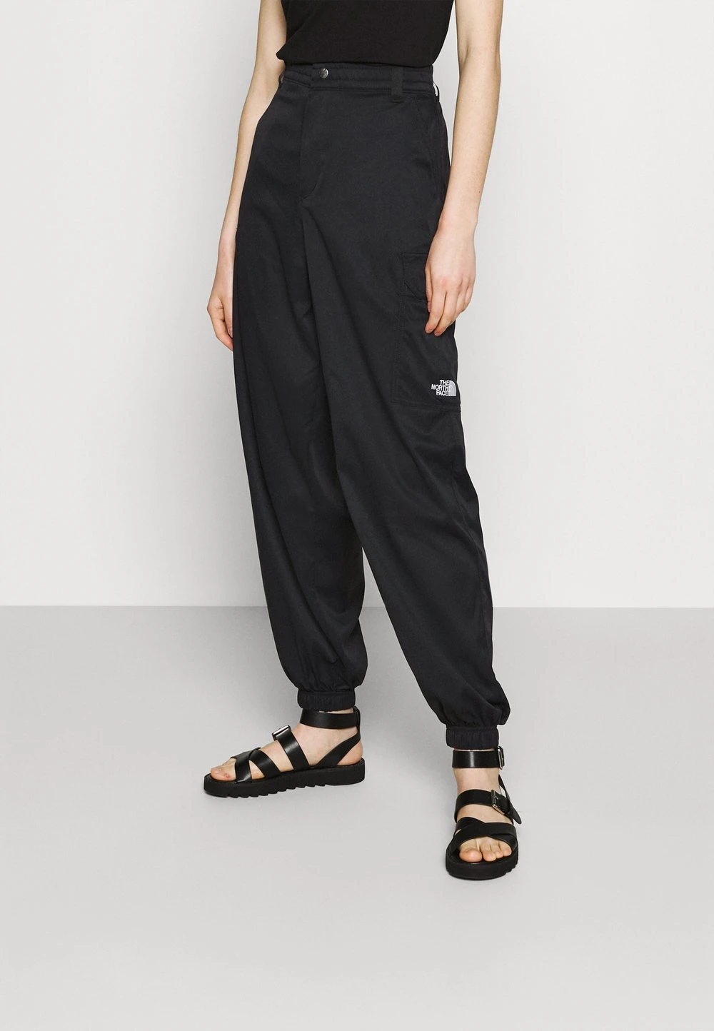 d17b3df0eccb4b608a49b5750032e16b.jpg Marchandise de première qualité The North Face PANT - Pantalon cargo pantalons haute female -THE NORTH FACE Shop d17b3df0eccb4b608a49b5750032e16b