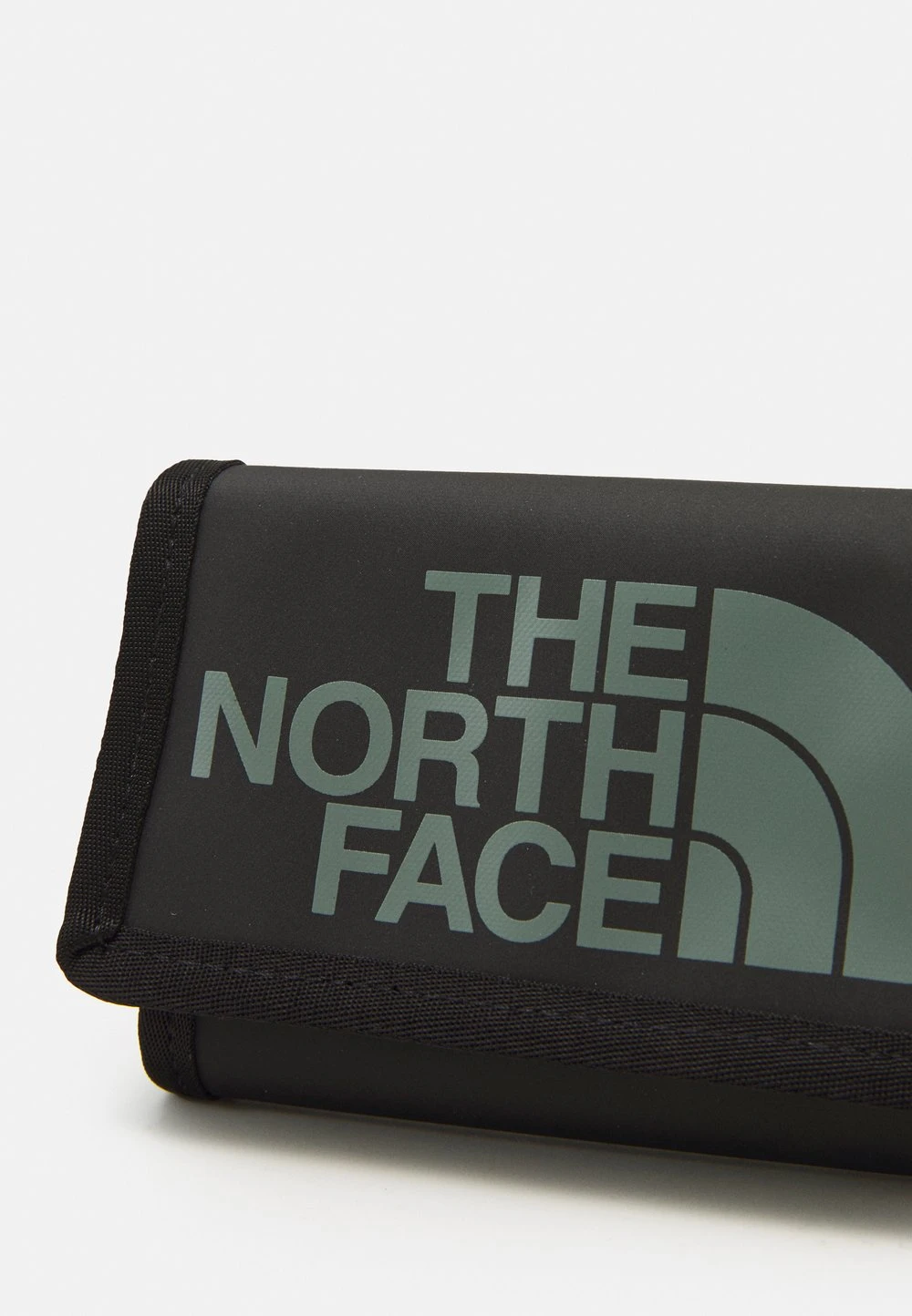 d31d786a8e6b47a595c5c92d18f9144e.jpg The North Face Prix Distinctifs BASE CAMP WALLET UNISEX - Portefeuille petite maroquinerie compartiment à monnaie -THE NORTH FACE Shop d31d786a8e6b47a595c5c92d18f9144e