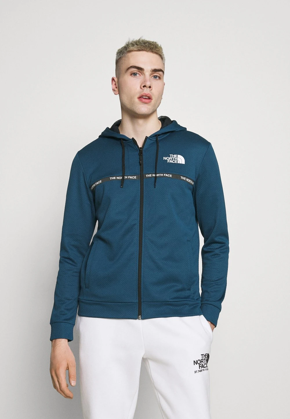 The North Face Assurance De l’Authenticité OVERLAY JACKET - Veste légère vêtements capuche male 2 The North Face Assurance De l’Authenticité OVERLAY JACKET - Veste légère vêtements capuche male