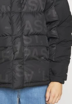 The North Face Prix Malin CONRADS FLAG - Doudoune vestes capuche homme 13 The North Face Prix Malin CONRADS FLAG - Doudoune vestes capuche homme -THE NORTH FACE Shop d5452a46e82b4321a9990c9e4a23c634