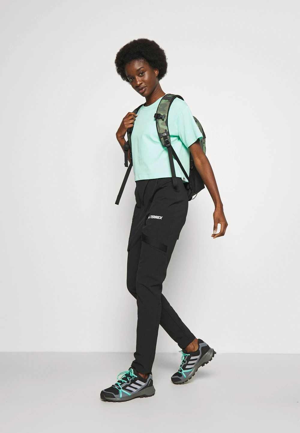 Un Tarif Préférentiel The North Face SIMPLE DOME TEE - T-shirt imprimé vêtements col rond female 4 Un Tarif Préférentiel The North Face SIMPLE DOME TEE - T-shirt imprimé vêtements col rond female – Image 2