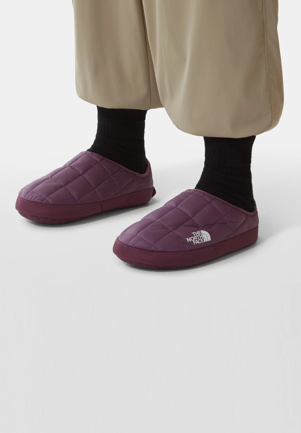 da37d375ef114c5aa952bb70cd8ffdaf.jpg Prix Avantageux The North Face Bottes de neige chaussures randonnée homme -THE NORTH FACE Shop da37d375ef114c5aa952bb70cd8ffdaf