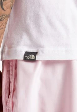 The North Face SHOULDER LOGO TEE - T-shirt imprimé Meilleur Prix Garanti t-shirts & polos col rond homme -THE NORTH FACE Shop e0ef7e5ce539484cb873a7ef2cba3a54